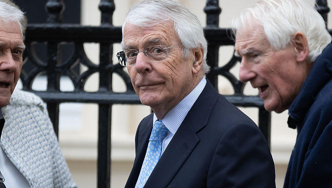 El ex primer ministro Sir John Major está listo para encabezar la alineación estelar en el Festival de Historia de Chalke Valley de este año