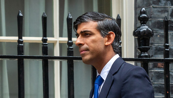 El primer ministro Rishi Sunak respalda la decisión de su predecesora Liz Truss de impedir que el rey Carlos asista a la cumbre climática Cop 27 el próximo fin de semana