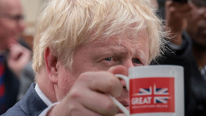El primer ministro elogia la ayuda de las facturas de energía', pero admite que los pagos no protegerán 'totalmente' a los británicos de la crisis del costo de vida