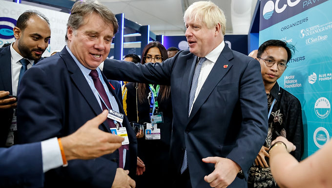 Los conservadores que respaldan a Boris Johnson planean una nueva campaña contra Rishi Sunak con la demanda de que el partido "restaure la democracia" y otorgue un papel más importante a las bases