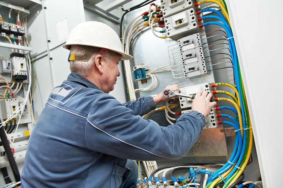 Commercial electrician.jpg