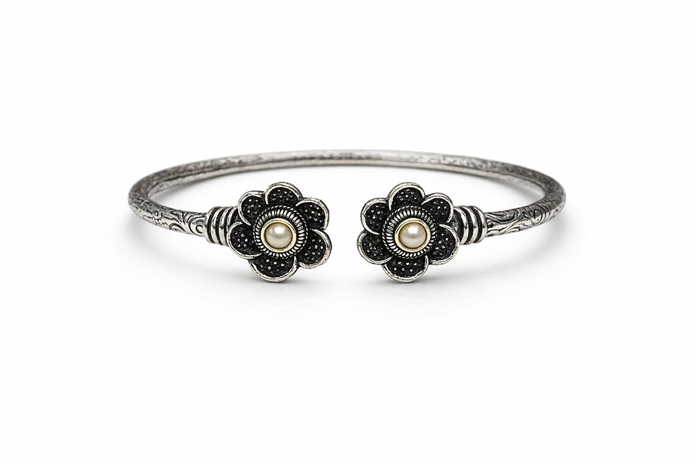 Thumbnail: athizay Women Oxidised Silver Floral Cuff Bracelet white Bead Call:8860010199