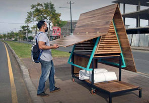 “El Ambulantito” no Equador abrigo móvel para sem tetos.