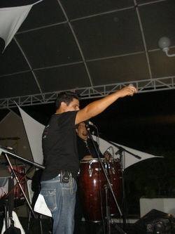 39799_1577271592529_1257799117_31610203_3416969_n