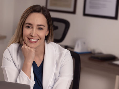 toxina botulínica aplicación facial natural - Dra. Juliana Castellanos Cali