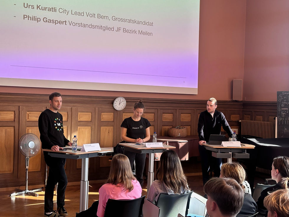 Wenn Politik Schule macht: Podiumsgespräche am Gymnasium