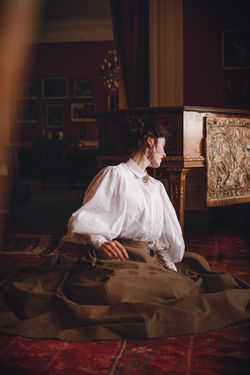 patricia garrigos cinematic portrait and wedding photography in edinburgh and scoltand, alternative,