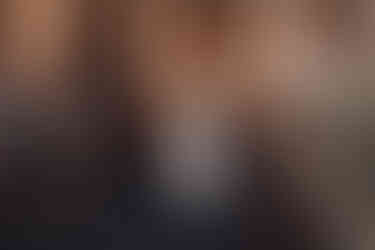 Editorial wedding photography in European Room at Edinburgh City Chambers