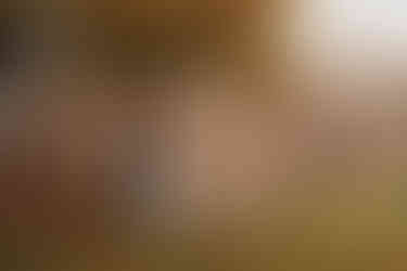 Lauriston Castle outdoor couple portraits, Edinburgh – relaxed and intimate autumn session by a Scotland wedding photographer.