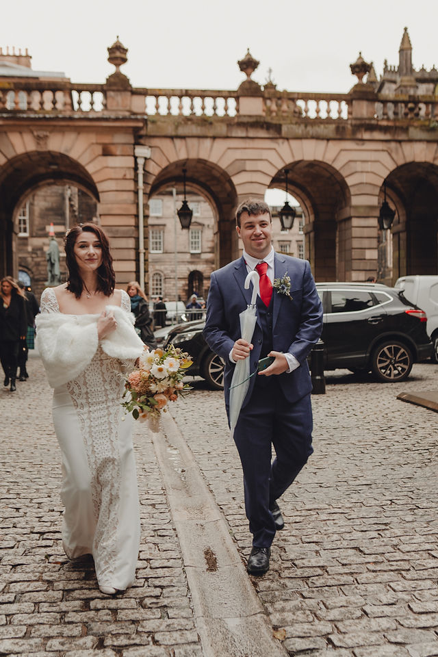 city chambers edinburgh wedding photographer