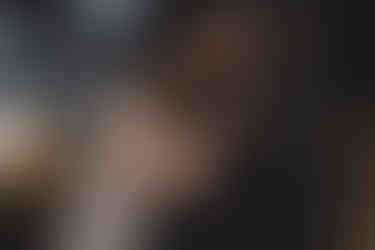 Lauriston Castle couple portraits – editorial style autumn session in Scotland photographed by a Scotland wedding photographer.