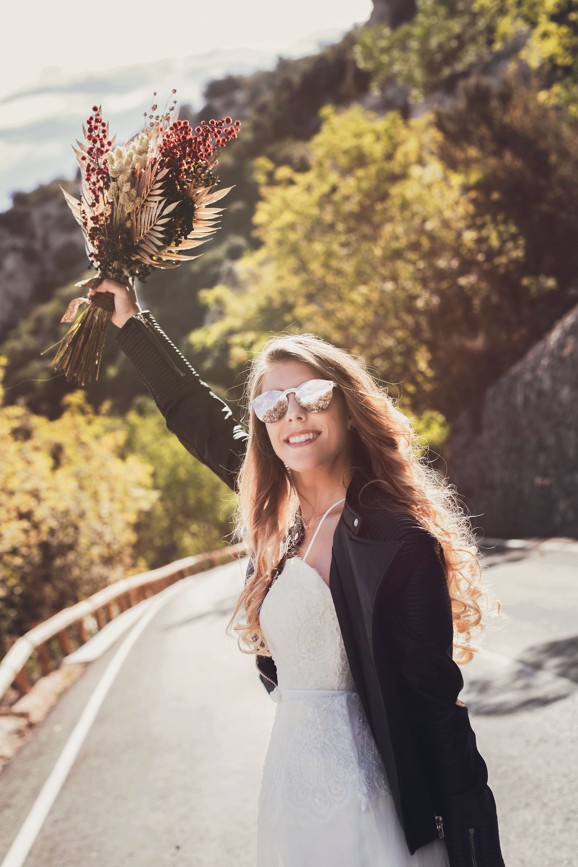 spain, alicante, alcoy, barcelo,a wedding photographer, boda en alicante, boda en el bosque, elopement en alicante, alicante fotografo, alicante wedding photographer, la trastienda floristeria, bride forest ideas, boho wedding inspiration