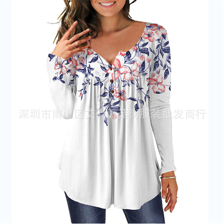 Thumbnail: Wrinkled Fashion Digital Positioning Printed Women's Knitwear