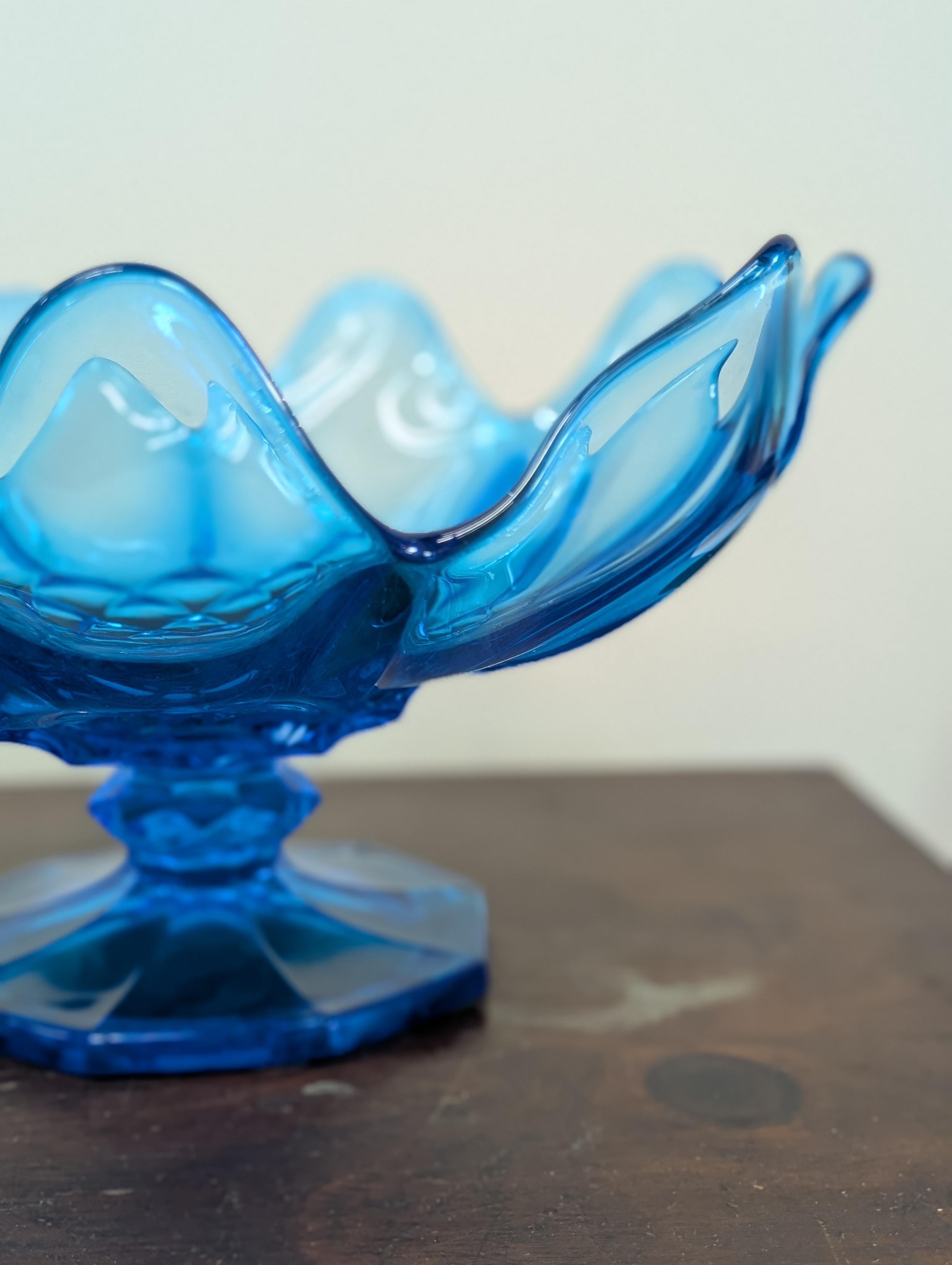 "Willow" the Cerulean Petal Dish