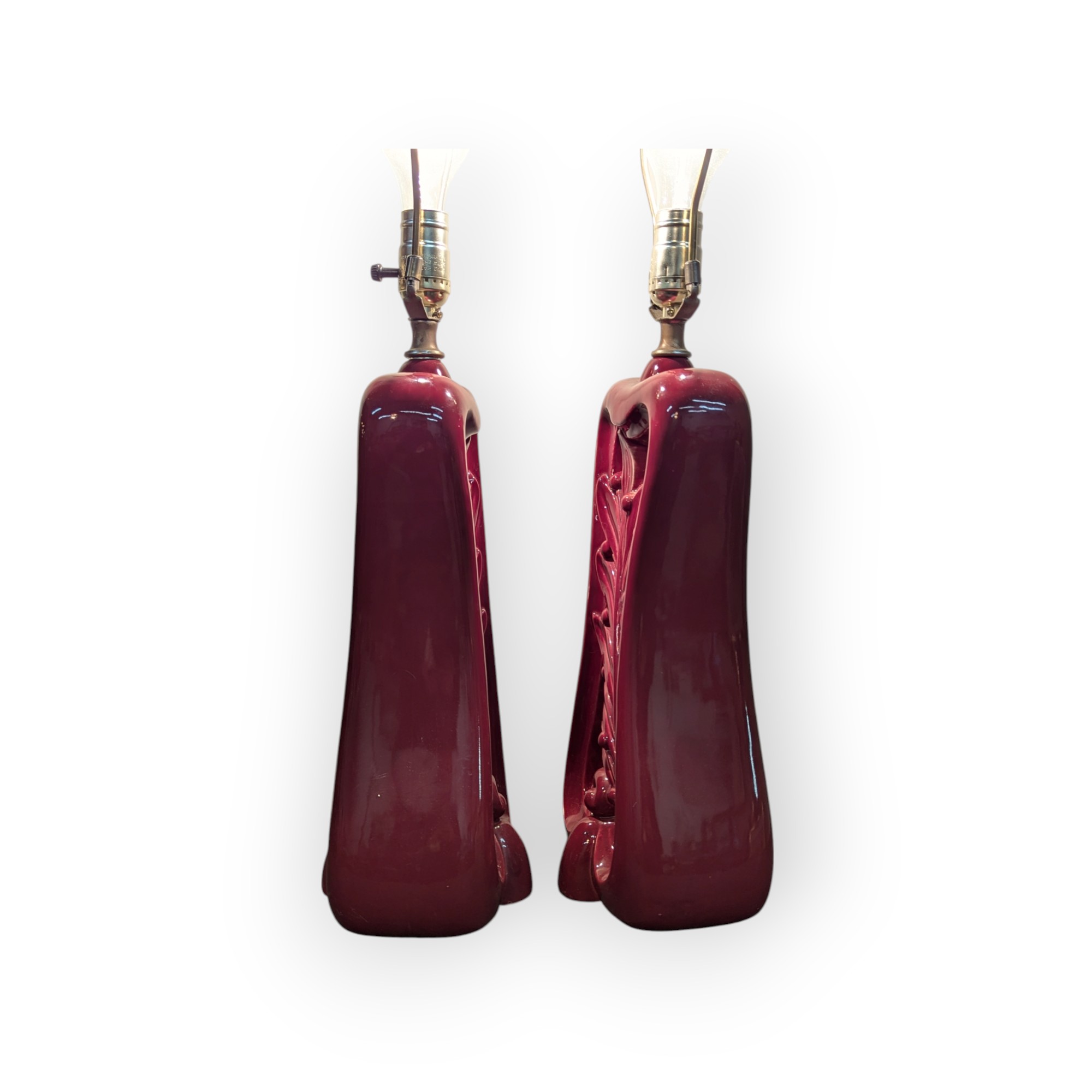 Pair of Burgundy Ceramic Berry Leaf Lamps – Image 6