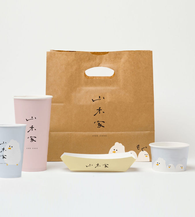 三橫1豎專注於商業空間與品牌識別的整合設計，從logo、包裝、平面印刷、空間設計到品牌體驗，保持品牌識別的連貫性，實用性之外並賦予最強記憶，創造吸引顧客目光的環境，提升品牌體驗及品牌價值。