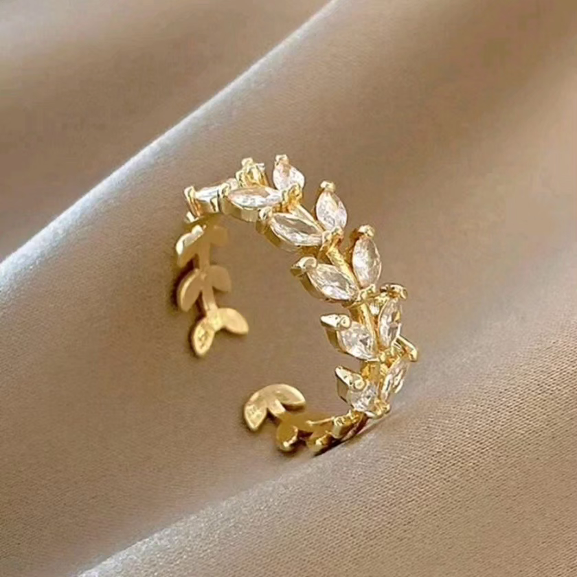 Crystal Leaf Ring