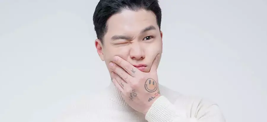 Agensi Teen Top Mengumumkan Keluarnya C.A.P Dari Grup Dan Agensi + C.A.P Rilis Permintaan Maaf