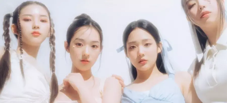 Agensi tripleS Umumkan Unit Baru +(KR)ystal Eyes Akan Absen Dalam Promosi Music Shows