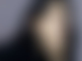IU Bagikan Pandangannya Tentang Memasuki Usia 30-an dalam Pictorialnya Bersama Marie Claire Korea