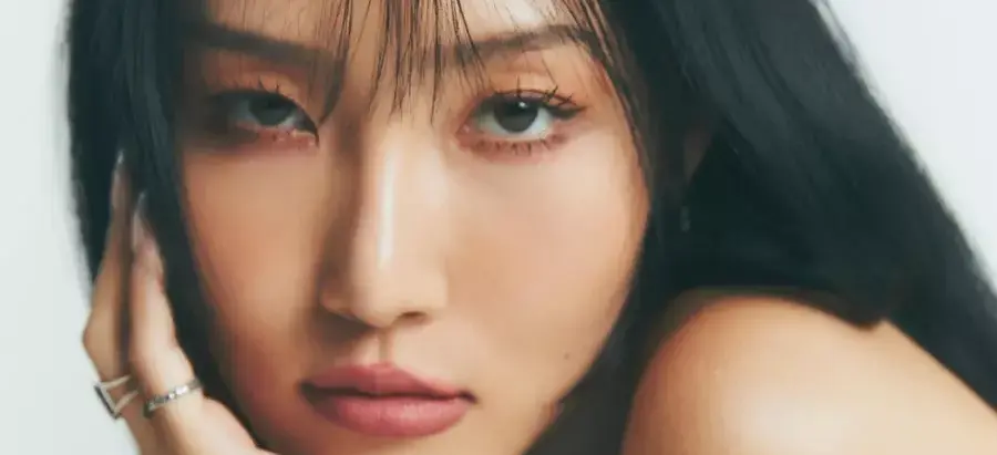 Hwasa MAMAMOO Dituduh Melakukan Ketidaksenonohan Publik + Komentar Singkat P Nation