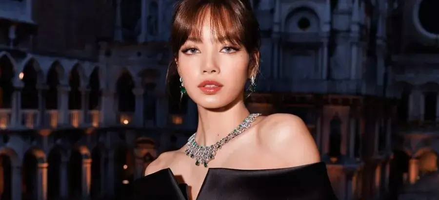 Lisa BLACKPINK Pecahkan Guinness World Record Dengan Lagu Hit “MONEY”