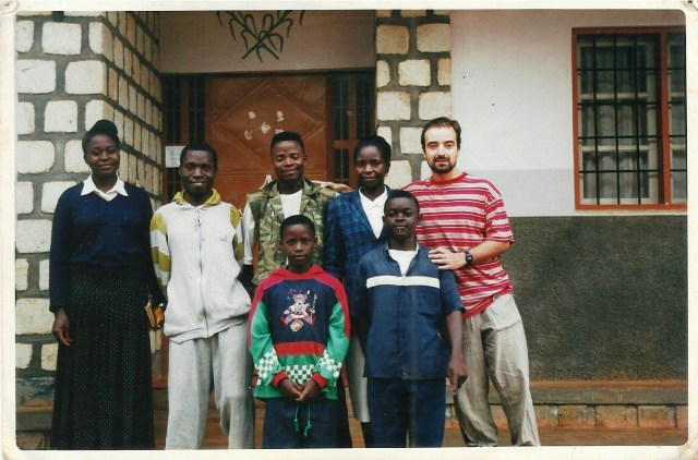 This image has an empty alt attribute; its file name is 90001-e1600835856501.jpg