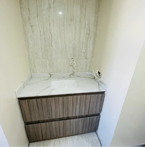 Floating bathroom vanity