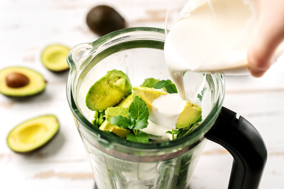 Smoothie protéiné avocat, banane & skyr