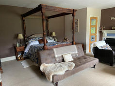 Room 3 Four Poster