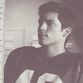Brant Daugherty 4.gif