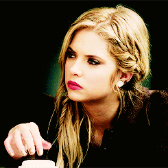 Ashley Benson 2.gif