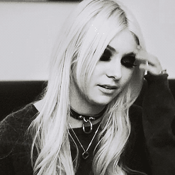 Kerli 3.gif