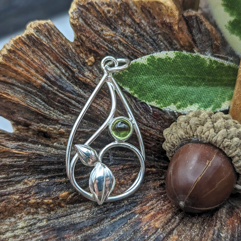 Spring leaf pendant