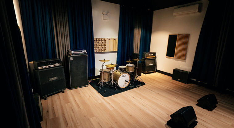 REHEARSAL STUDIOS
LONG ISLAND CITY, NY