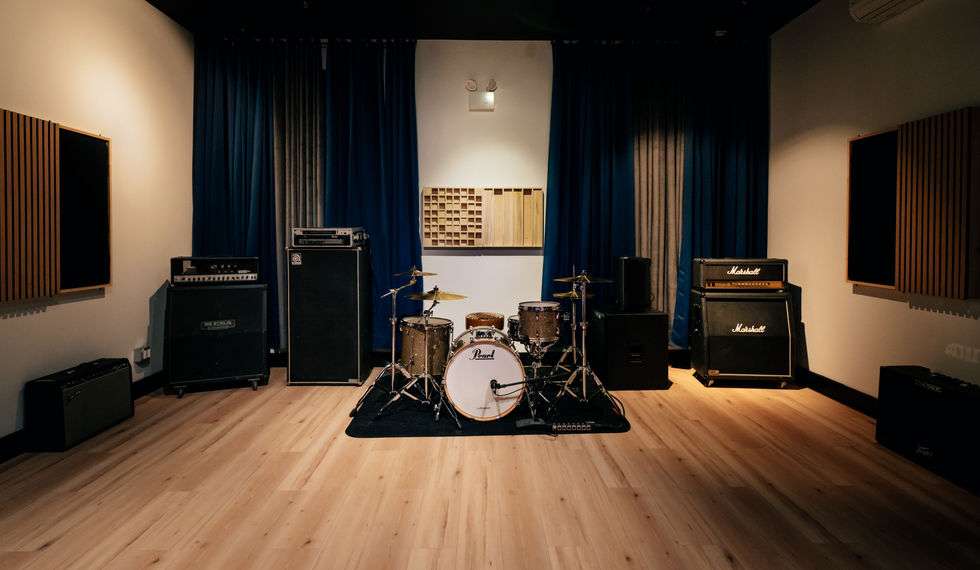 HESHER 
REHEARSAL STUDIOS
LONG ISLAND CITY NY