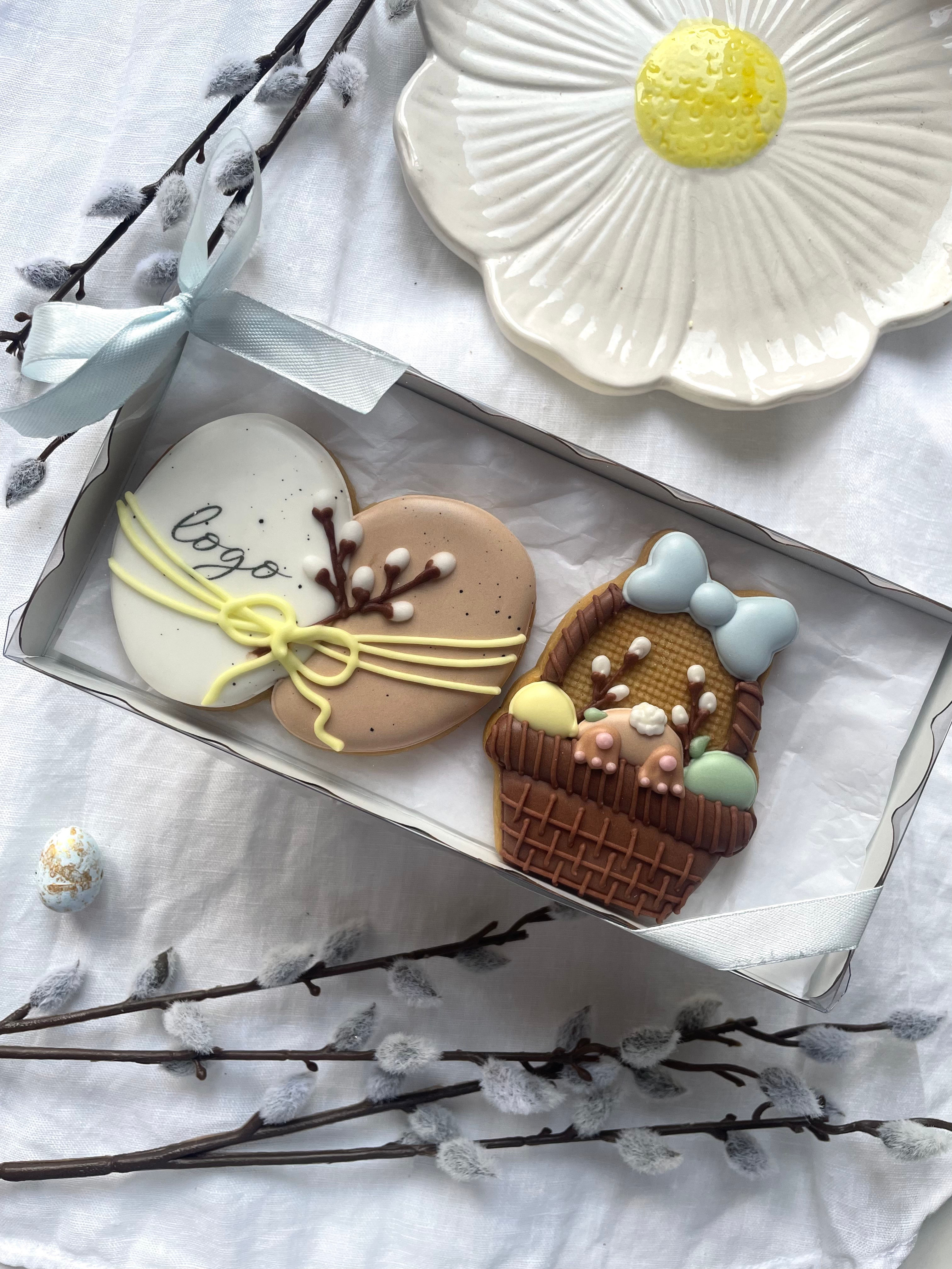 Zestaw z logo - złączone pisanki i koszyk