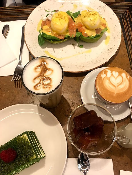 Eggs benedict