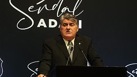 besiktas39ta-serdal-adali39dan-adaylik-a231iklamasi-h252seyin-y252cel39e-sert-tepki-740x42