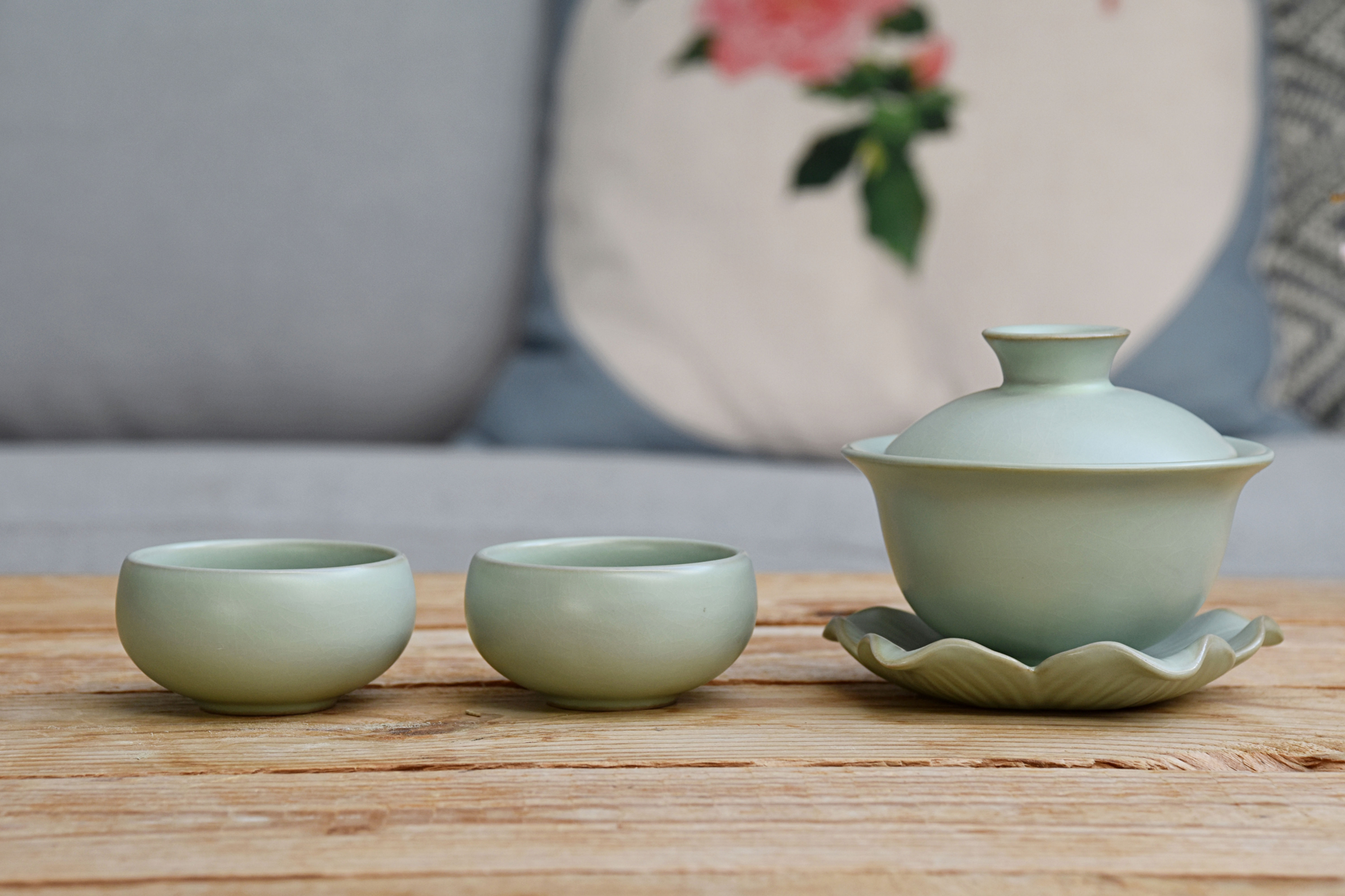 Zielony Gaiwan+ 2 czarki KWIAT ŚLIWY