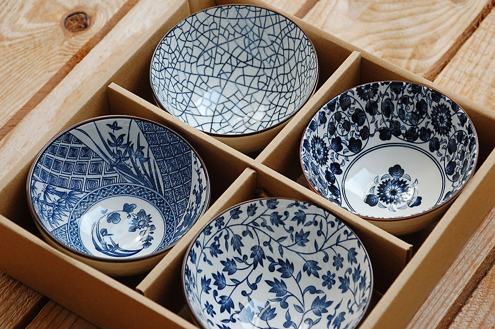 Thumbnail: A set of 4 Japanese Qinghua style ceramic bowls