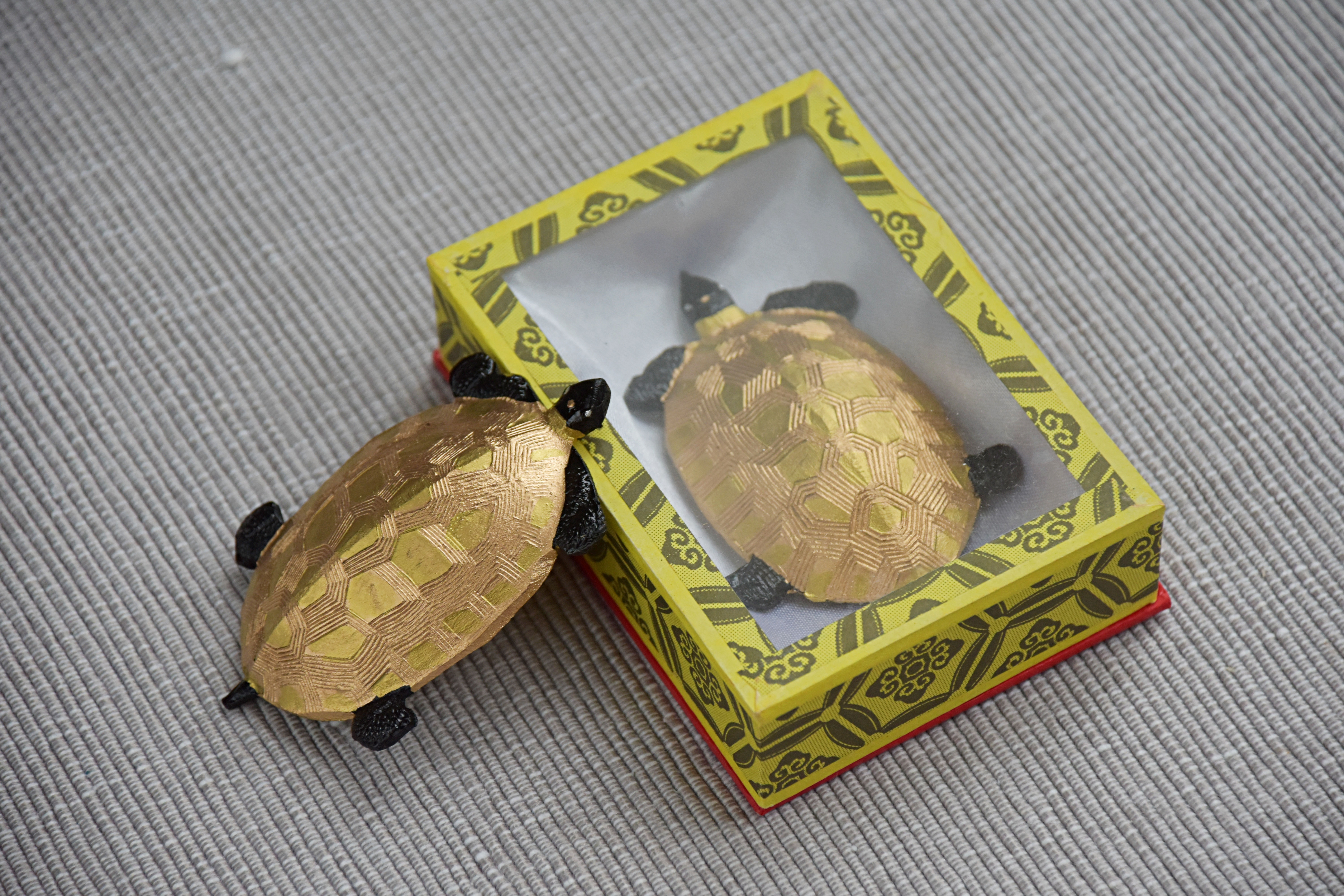 Tusz w kamieniu ZŁOTY ZÓŁW