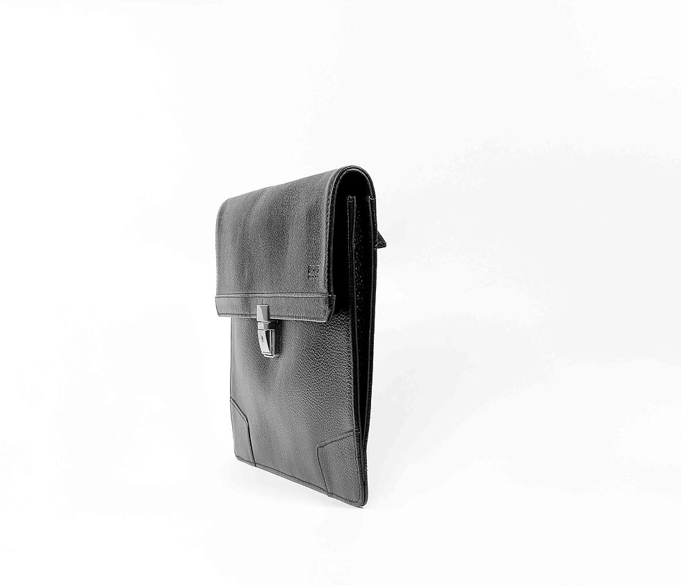 Miniature : sac en cuir ordinateur vue de face à Abidjan