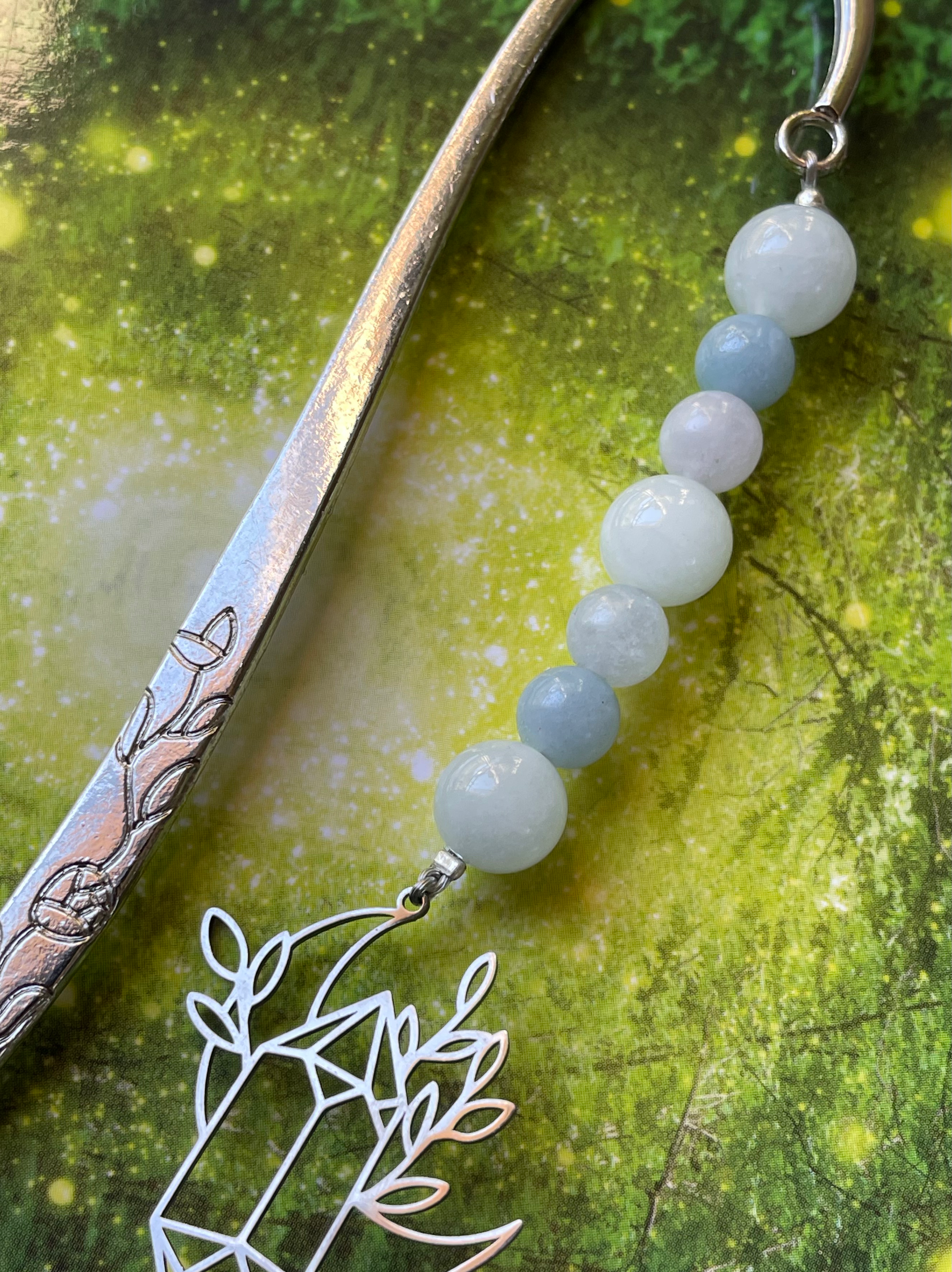 Marque-page différentes Aigues Marines. Pierres naturelles