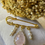 Miniature : Broche Perles d'eau douce, Quartz rose facetté laiton plaqué Or avec zircons.