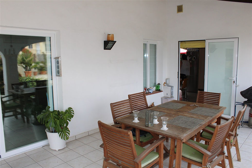 Miniatura: Chalet de dos plantas con vistas al mar Benissa