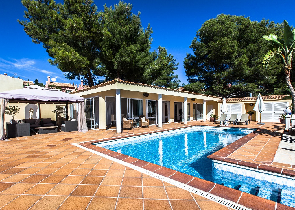 Casa muy amplia con vistas abiertas