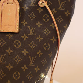 5 EASY-TO-SPOT FEATURES of an AUTHENTIC LOUIS VUITTON NEVERFULL BAG