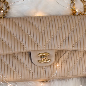 CHANEL UNBOXING SMALL/MEDIUM FLAP BAG plus "REAL VS. FAKE" #CHANEL #CHANEL FLAP BAG #DESIGNER BAGS