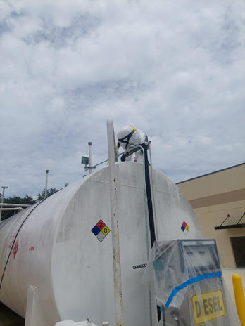 Aboveground Storage Tank Painting, Coating, and Restoration. Don Wood Florida.